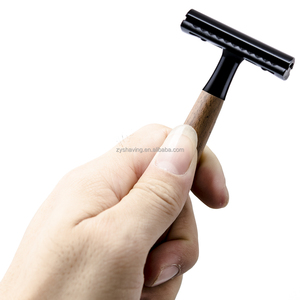 <span class=keywords><strong>Rasoir</strong></span> de sécurité classique à double tranchant ZY pour hommes, <span class=keywords><strong>rasoir</strong></span> manuel <span class=keywords><strong>traditionnel</strong></span> pour un rasage humide, rasage lisse et précis, manche en bois de santal - Product Image 4