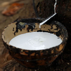 Latex de caoutchouc naturel liquide blanc de haute qualité de marque BAIYUE, qualité moulage de tuyaux, matière première à usage médical, résistant à l'usure et stable - Product Image 1