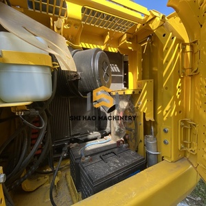 Excavatrices sur chenilles hydrauliques Komatsu PC130 d'occasion, économiques en carburant, puissantes et durables, pour les chantiers de construction et les projets d'infrastructure - Product Image 4