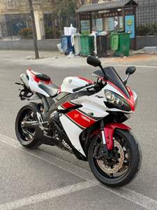 Motocyclettes d'occasion utilisées pour la supermotard CBR1000RRR PS - Product Image 6