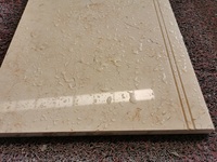 Prix des carreaux de marche d'escalier interne en pierre de marbre Beige égyptien antidérapant poli pour la décoration Vila
