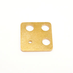 Écrou <span class=keywords><strong>de</strong></span> <span class=keywords><strong>blocage</strong></span> en aluminium personnalisé en usine M8 hexagone 17mm moyeu <span class=keywords><strong>de</strong></span> <span class=keywords><strong>roue</strong></span> pour voiture RC avec insert en laiton - Product Image 2