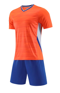 Maillot de football personnalisé par sublimation pour homme, blanc, col en V, manches courtes, anti-transpiration, tenue d'équipe toutes saisons - Product Image 3