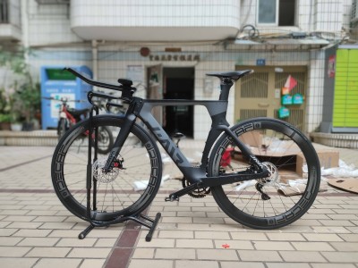 ジャイアント　ロードバイク　トライアスロン BIKEレビュー】GIANT最新トライアスロンバイク〈TRINITY
