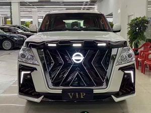 Accessoires de voiture XLstyling <span class=keywords><strong>Pare</strong></span>-chocs avec calandre pour <span class=keywords><strong>Nissan</strong></span> Patrol Y62 10-19 au style de conversion simple Black Hawk - Product Image 2