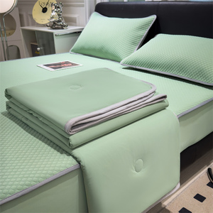 Vente en gros <span class=keywords><strong>de</strong></span> <span class=keywords><strong>housse</strong></span> <span class=keywords><strong>de</strong></span> <span class=keywords><strong>couette</strong></span> ultra douce en soie, ensemble <span class=keywords><strong>de</strong></span> draps <span class=keywords><strong>de</strong></span> luxe - Product Image 2