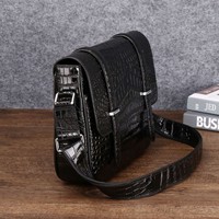 Tas Selempang Pria Kasual Bisnis Kulit Imitasi Motif Permen Gaya Jepang Tahan Air Logo Timbul Musim Dingin