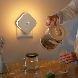 Square PIR <b>Motion</b> <b>Sensor</b> LED <b>Night</b> <b>Light</b> 2700K Warm White Plug in Indoor Lamp for Bedroom Hallway OEM Factory Direct - Product Image 2