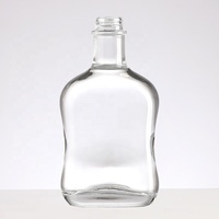 Botol anggur Mini 50ml kustom botol kaca Vodka wiski kecil minuman keras dengan tutup sekrup logam