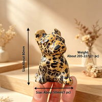 Großhandel Natürlicher Bildjaspis Französische Bulldogge Schnitzerei Kristall Tierfigur Hundestatue für Schreibtischdekoration Kristallsammlung
