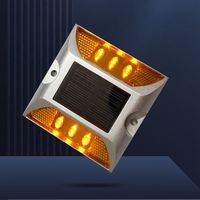 Vente en gros usine : Balises routières solaires en aluminium avec écran LED double face, indice IP68, pour signalisation d'avertissement