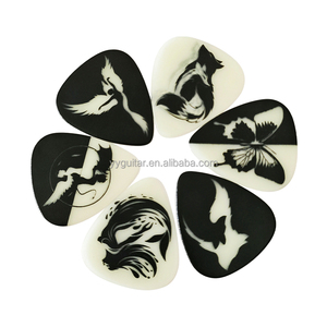 Bộ gảy đàn guitar in tùy chỉnh dòng Butterfly Loves Wolf thiết kế mới, bán buôn, phát sáng trong bóng tối, chất liệu celluloid - Product Image 4