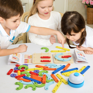 Rompecabezas de madera creativo con forma de tablero, juguete educativo para niños de 2 a 4 años con formas y números coloridos, juego de aprendizaje - Product Image 2
