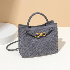 厂家批发女式麂皮手工编织手袋，女式编织肩包带金属编织绳带 - Product Image 5