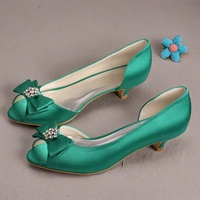(Chaussures à talon bas Chaussures violettes