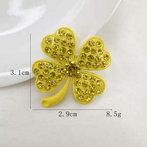 Metal Bling Diamante Completo Trevo de Quatro Folhas Liga Decoração Encantos Artesanato Artesanal Junk Mobile Phone Case Acessórios - Product Image 2