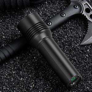 高ルーメン戦術懐中電灯1000LM | ランプビーズとアルミ合金ボディ付きUSB-C充電式LEDトーチ - Product Image 1