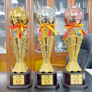 Usine <span class=keywords><strong>personnalisée</strong></span> Golden Resin Trophy Cup Awards Heavy Large Basketball Trophy Awards Souvenir OEM ODM Big Sport Trophy Cups - Product Image 4