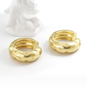 Orecchino a <span class=keywords><strong>polsino</strong></span> Non forato alla moda gioielli placcati in oro 18 carati <span class=keywords><strong>orecchini</strong></span> a Clip con <span class=keywords><strong>polsino</strong></span> dell'orecchio della <span class=keywords><strong>cartilagine</strong></span> in metallo grosso in ottone - Product Image 2