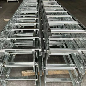 Plateau de câblage ventilé en acier 300*150mm pour la gestion des câbles de construction industrielle lourde, avec passant-câble type échelle - Product Image 6