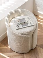 Tabouret de maquillage moderne blanc doux et rond, pouf de coiffeuse pour chambre, hôtel, appartement et villa