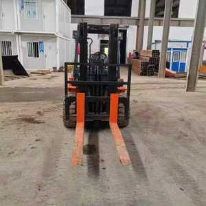 رافعة شوكية تويوتا مستعملة رخيصة بحمولة 2.5 طن و<span class=keywords><strong>3</strong></span> طن و5 طن بحالة جيدة للبيع - Product Image 5