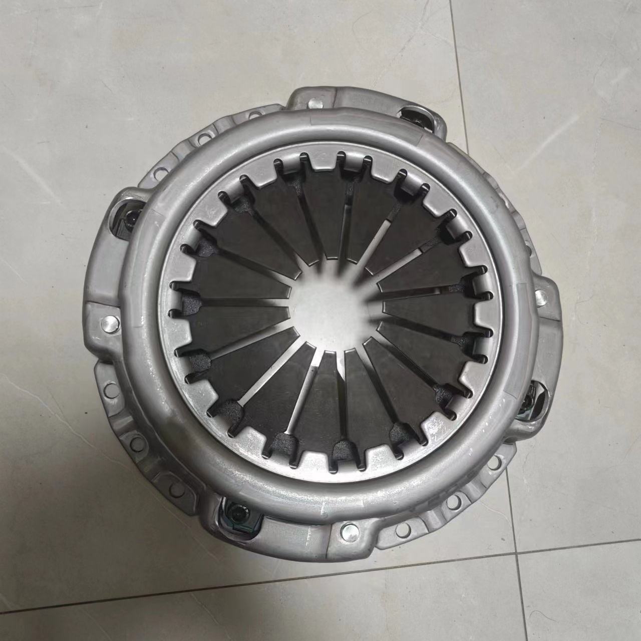 Auto Transmission Parts Clutch Cover for Coaster XZB60 1VD 31210