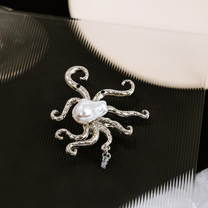 Broche de Perlas Irregulares y Diamantes con Diseño de <span class=keywords><strong>Pulpo</strong></span> y Tentáculos, Estilo Barroco, para Fiestas en la Playa - Product Image 1