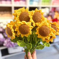 Bouquet de tournesols au crochet fait main, fleurs artificielles douces, cadeau floral créatif pour la décoration de la maison, de la table ou de mariage