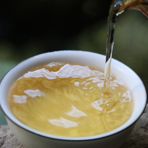 Yunnan Menghai-Pastel de té crudo Sheng <span class=keywords><strong>Pu</strong></span>, Té Puer de alta calidad, 357g Puerh comprimido - Product Image 5