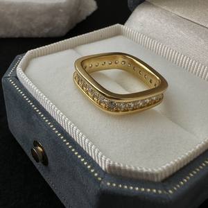Anillo Cuadrado de Plata de Ley S925, Estilo Vintage, Diseño Retro Italiano Francés, Chapado en Oro de 18K, Ajustable, Talla Única - Product Image 1