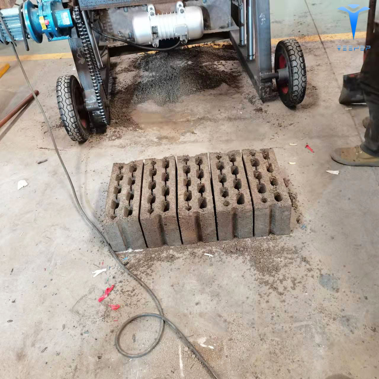 Легкие Пенополистироловые Блоки 4-18 машина для производства бетонных блоков и кирпичей