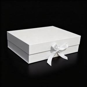 Boîtes cadeaux magnétiques en satin noir de luxe personnalisées, emballages en carton rigide recyclables avec couvercles en feuille gaufrée - Product Image 2