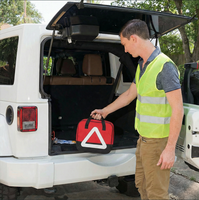 Kit d'urgence routière de luxe 33 pièces avec gonfleur rapide 12V et câbles de démarrage robustes pour la sécurité automobile