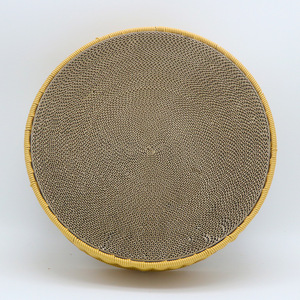 Lit rond pour chat avec noyau intérieur remplaçable, rembourrage en fausse fourrure, griffoir en rotin fait main amovible, lit pour animaux de compagnie - Product Image 3
