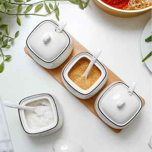 Grand pot en céramique blanc, cuisine personnalisée, assaisonnement, sel, sucre carré, ensemble de boîtes à épices - Product Image 3