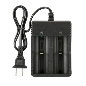 Chargeur de batterie au lithium double 18650 26650 avec indicateur LED pour alimentation de lampe torche - Product Image 1