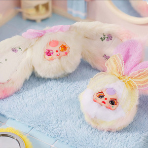Caja Sorpresa con Muñeca de Peluche con Espejo para Niñas, Accesorio de Maquillaje, 2.ª Generación, Set de 8 Piezas con Edición Sorpresa y Oculta - Product Image 3