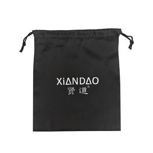 Bolsa de Almacenamiento con Cordón de Nailon Xiandao, Negra, 32x27cm, a Prueba de Polvo, Ahorra Espacio, Rectangular, Accesorio para Aspiradora - Product Image 1