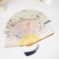 Éventail pliant en bambou de style chinois, doublure en soie imprimée, éventail portable à motif de lotus, décoration traditionnelle
