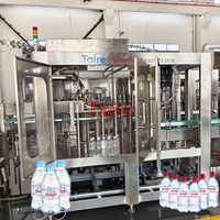 Ligne de production d'eau complète incluant des machines de soufflage, de traitement de l'eau, de remplissage, d'étiquetage et d'emballage