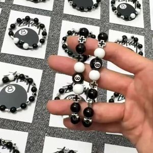 กำไลข้อมือลูกปัดวินเทจ<span class=keywords><strong>8</strong></span>เม็ดงานแฮนด์เมดดีไซน์ใหม่สร้อยข้อมือลูกปัดไขว้สีดำสีขาวสำหรับผู้ชายเครื่องประดับสไตล์พังก์สำหรับวันครบรอบ - Product Image 4