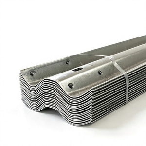 Heavy Duty Galvanized Three Beam Q235/Q345 Material Diamond Grade Reflective Median Anti Crash Barrier H2W3 Rated Spacer <b>Block</b> Z - Product Image 1