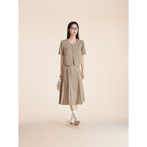 Women's Summer Short Sleeve Suit Set Solid Color Crepe Two Piece Casual Skirt Outfit Elegant Fashion Set - Product Image 4
