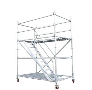 Système d'échafaudage Ringlock en acier prêt à l'emploi pour la construction de bâtiments et la façade, en vente - Product Image 1