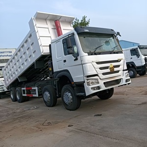 Suministro Transfronterizo: Sedán Howo Top Four y Bottom Eight, Modelo 2022, Automático, Asientos de Cuero R20, Emisión Euro II - Product Image 2