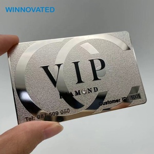 Tarjeta de Invitación de Boda Personalizada con Garantía, Espejo de Visita con Diseño de Rosa y Metal - Product Image 5