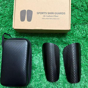 <span class=keywords><strong>Espinilleras</strong></span> de Fibra de Carbono 3K OEM Ligeras para Atletas de Fútbol, <span class=keywords><strong>Espinilleras</strong></span> de Fibra de Carbono con Espuma EVA y Logotipo Personalizado - Product Image 1