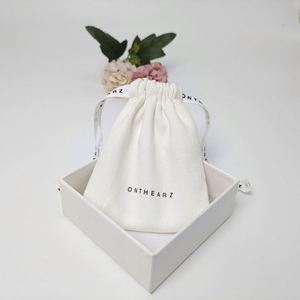 Bolsas de Muselina de Algodón Blancas Personalizadas al por Mayor con Logotipo y Tamaño a Medida, Bolsas Reutilizables para Regalos y Joyería con Cordones Impresos - Product Image 5