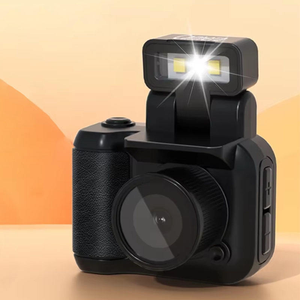 Nouvel appareil photo numérique HD Y4000 avec flash, écran 1,44 pouces, caméscope portable rétro pour vlog, mini caméra porte-clés Y4000 - Product Image 2